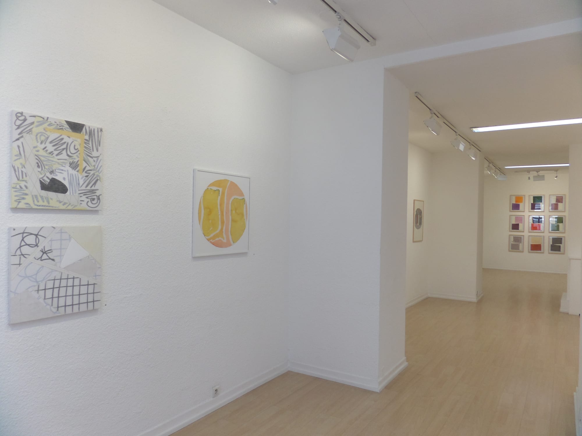 Petits Formats & Oeuvres sur Papier / exposition de groupe des artistes de la galerie / Oniris 2015-2016