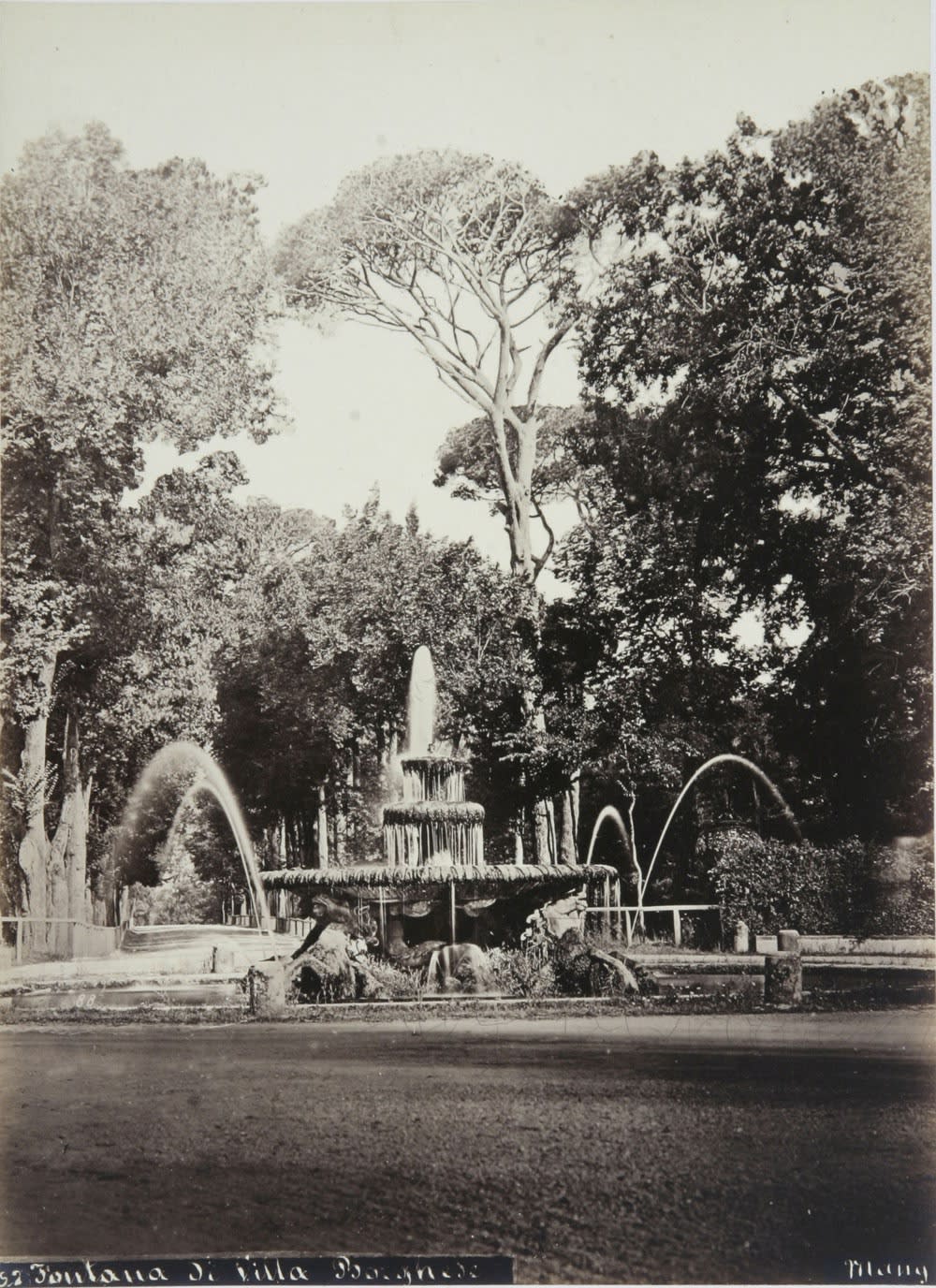 Rome seen by painters - photographers of the second half of the 19th century