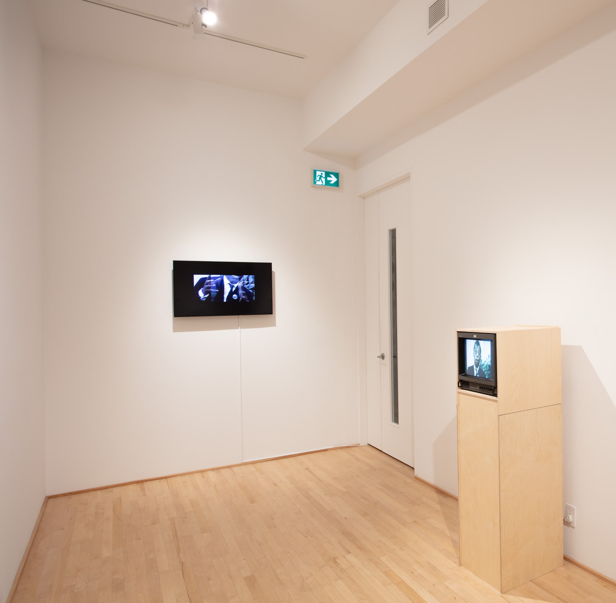 Michaëlle Sergile - Gesture : Body movements in political discourse