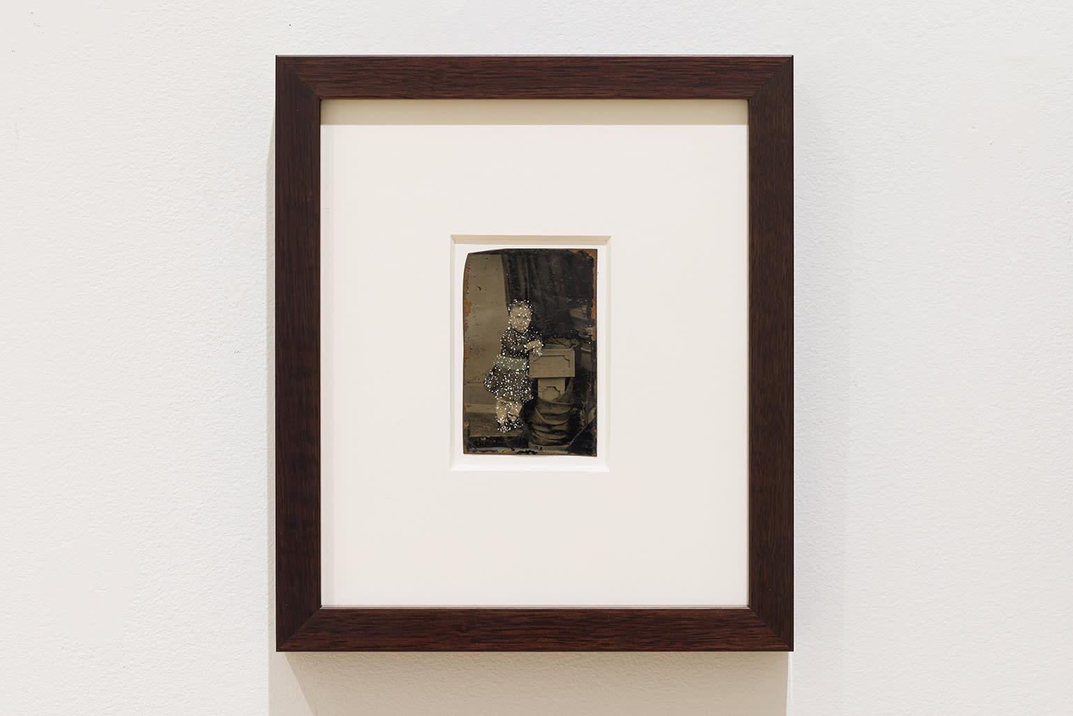 James Lee Chiahan, Adad Hannah, John Latour : Échos narratifs