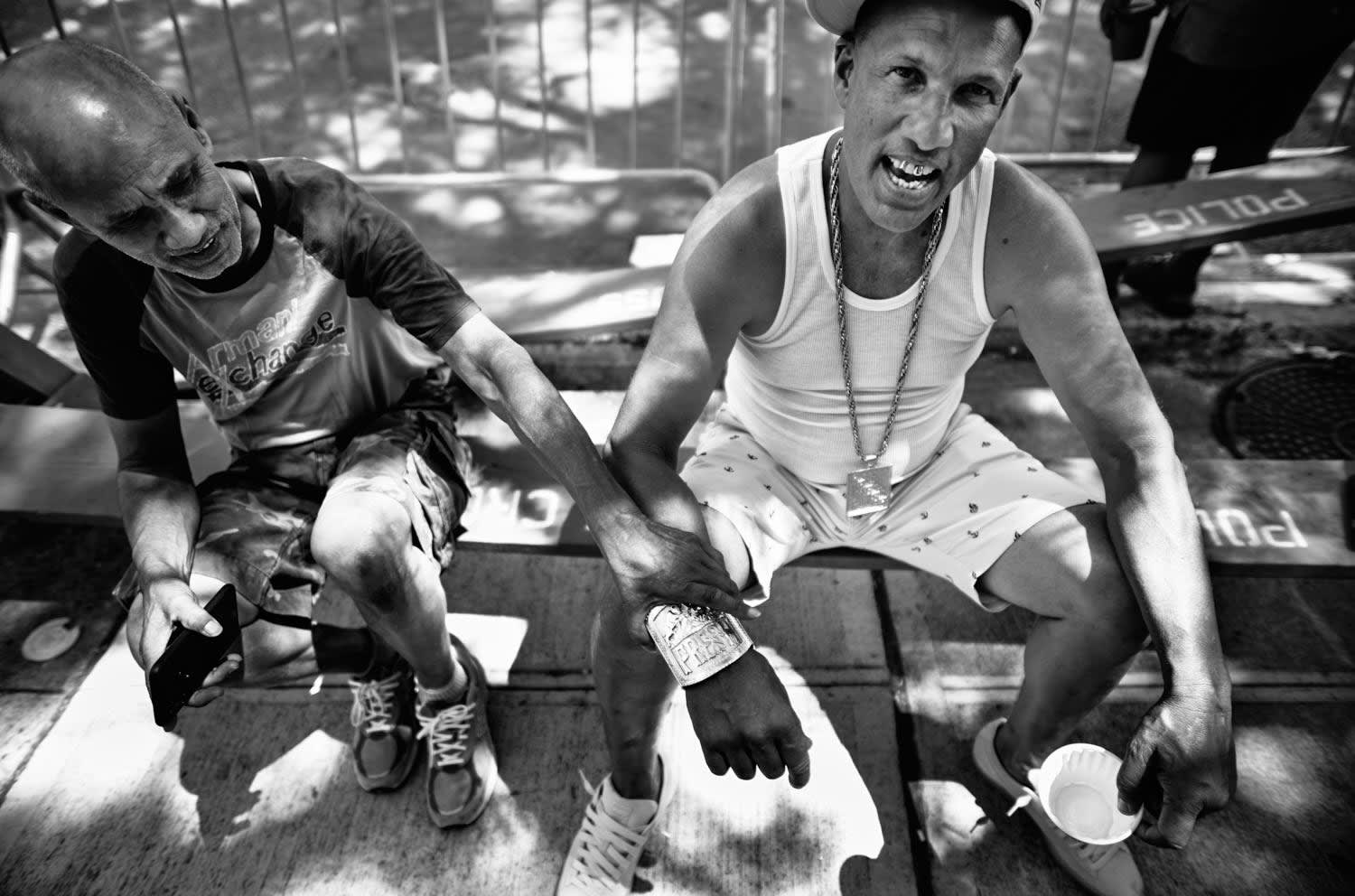 "THE FANS #7" HARLEM, NEW YORK CITY 2021 Picture by Phil Penman