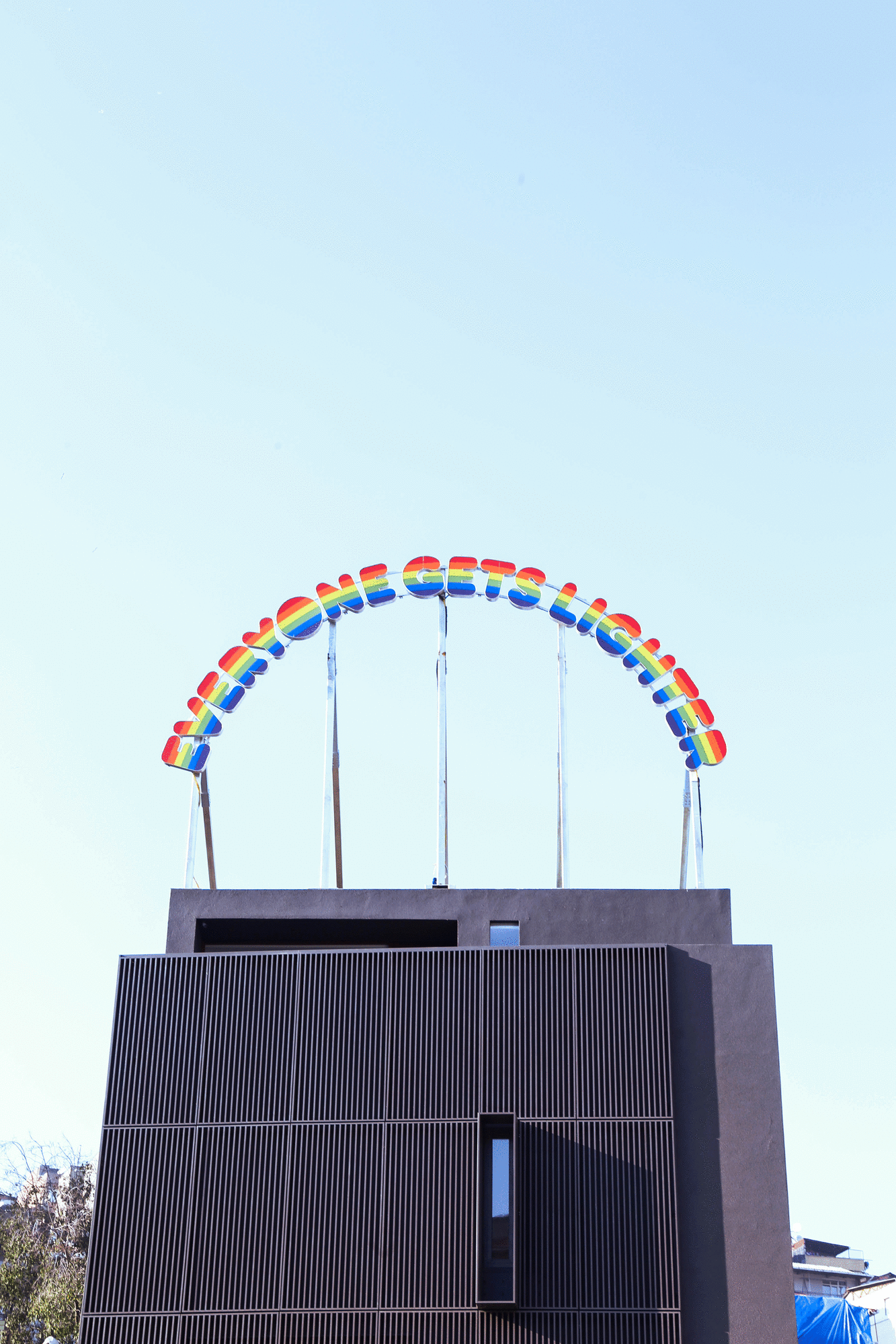 UGO RONDINONE, EVERYONE GETS LIGHTER