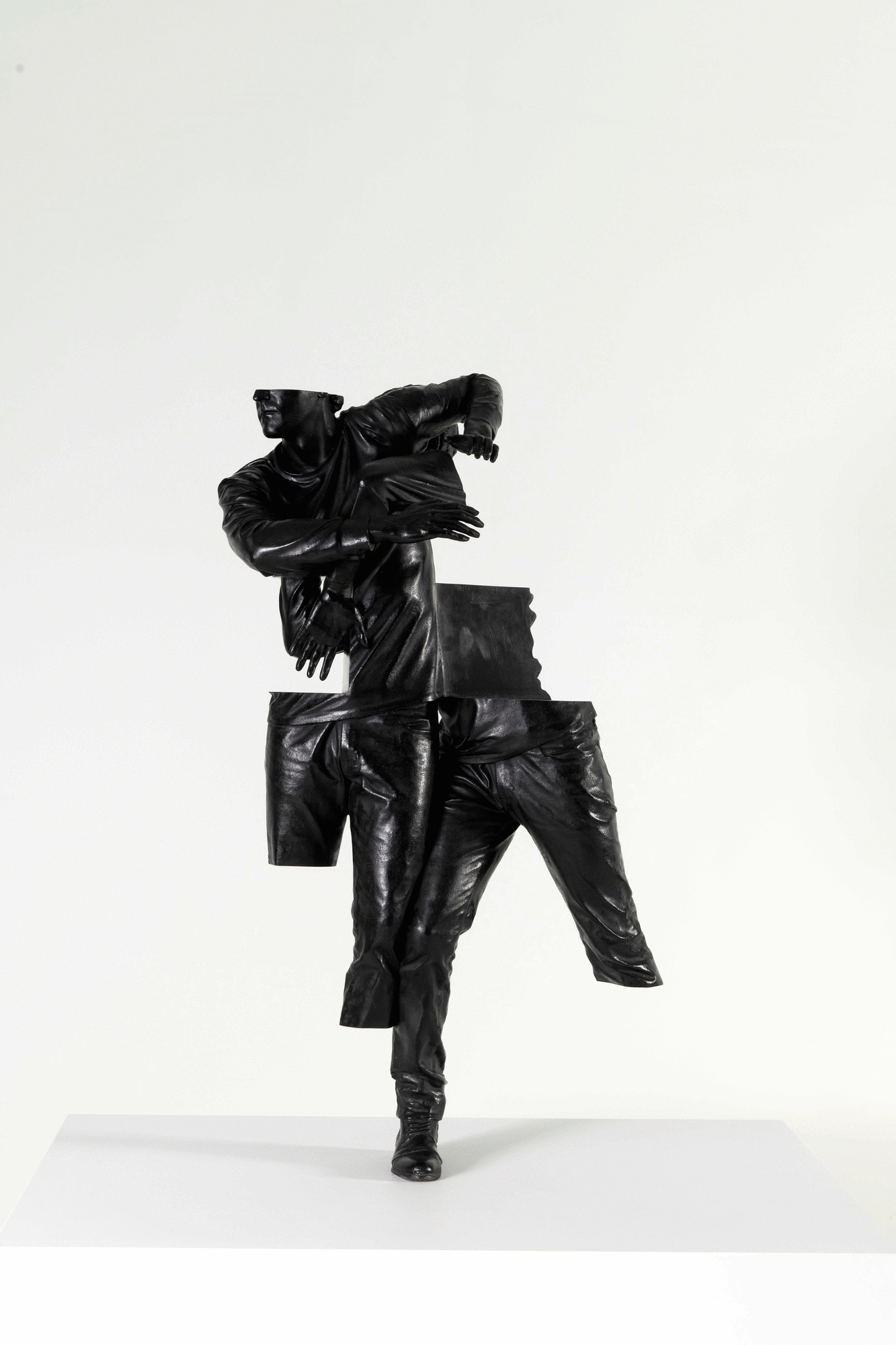 Daniel Firman Saisir L’impossible (Pierre), 2018