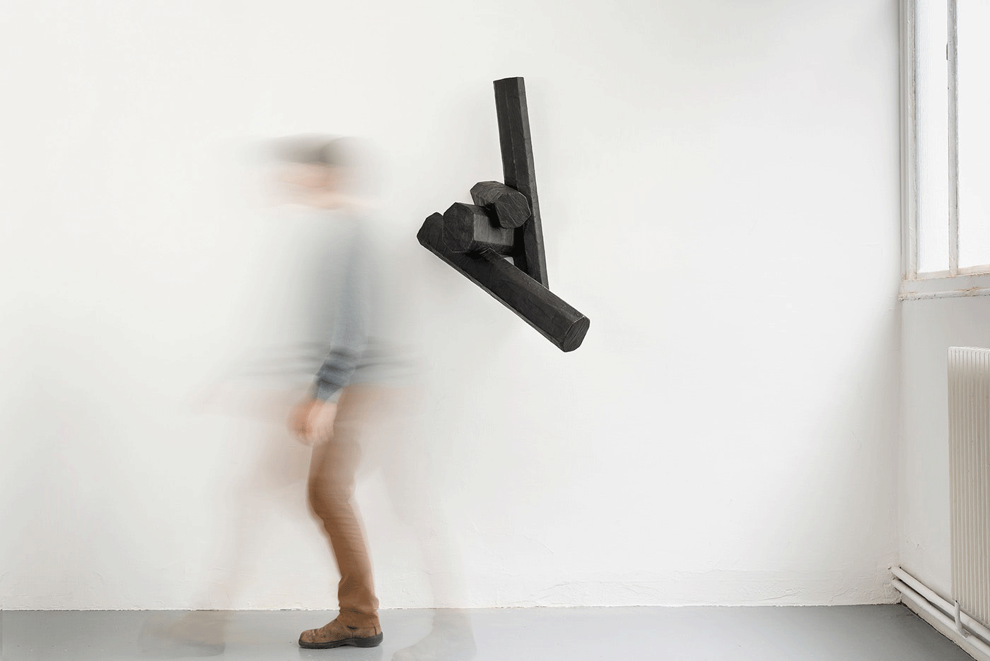 Arik Levy LogFusionWall 102 bronze, 2018