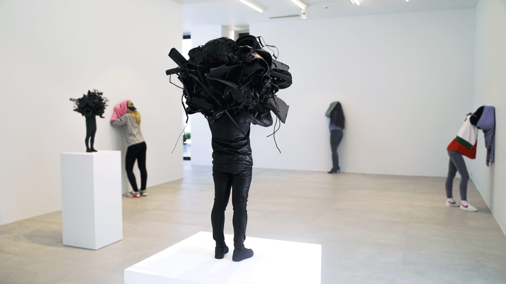 DANIEL FIRMAN, WALL DANCING