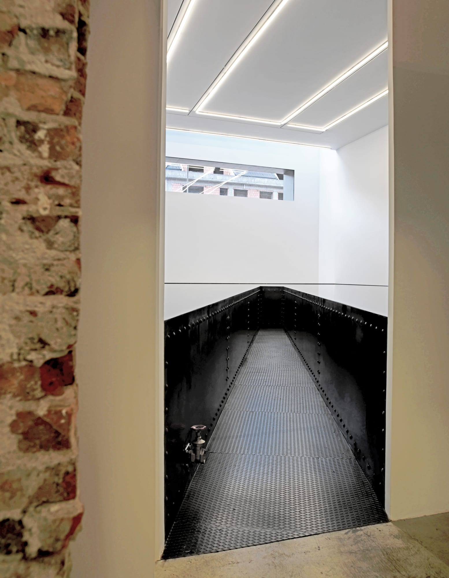 RICHARD WILSON, “20:50”