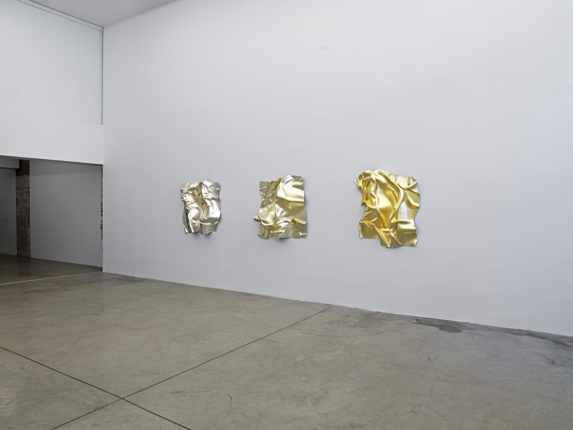 DANIEL KNORR, GOLDEN PEARDROP THEATRE