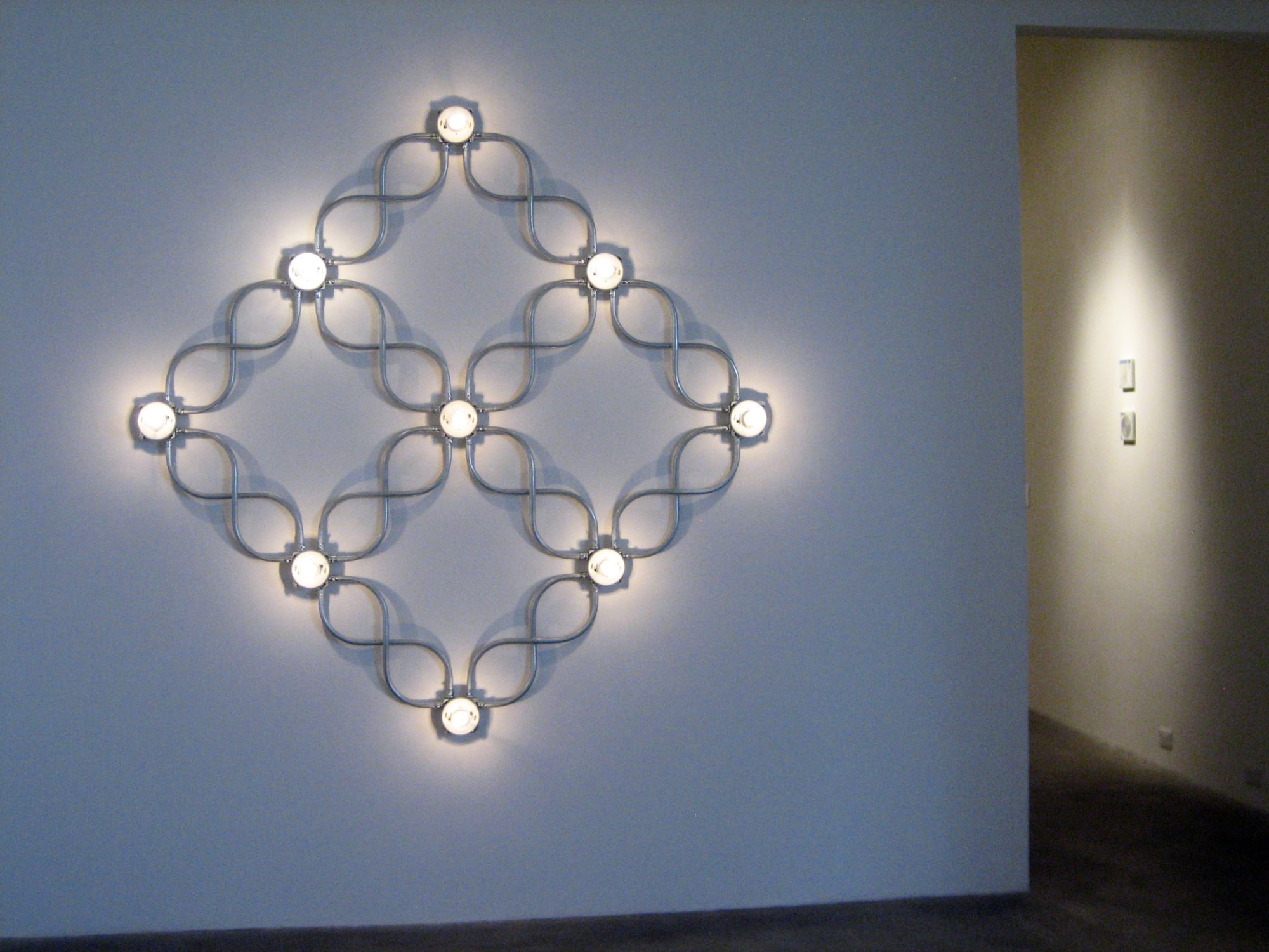 SHOW DOWN | Group Exhibition