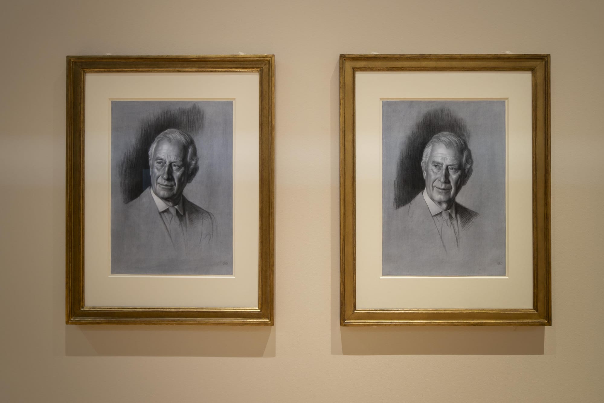 RALPH HEIMANS: Portraiture. Power. Influence.