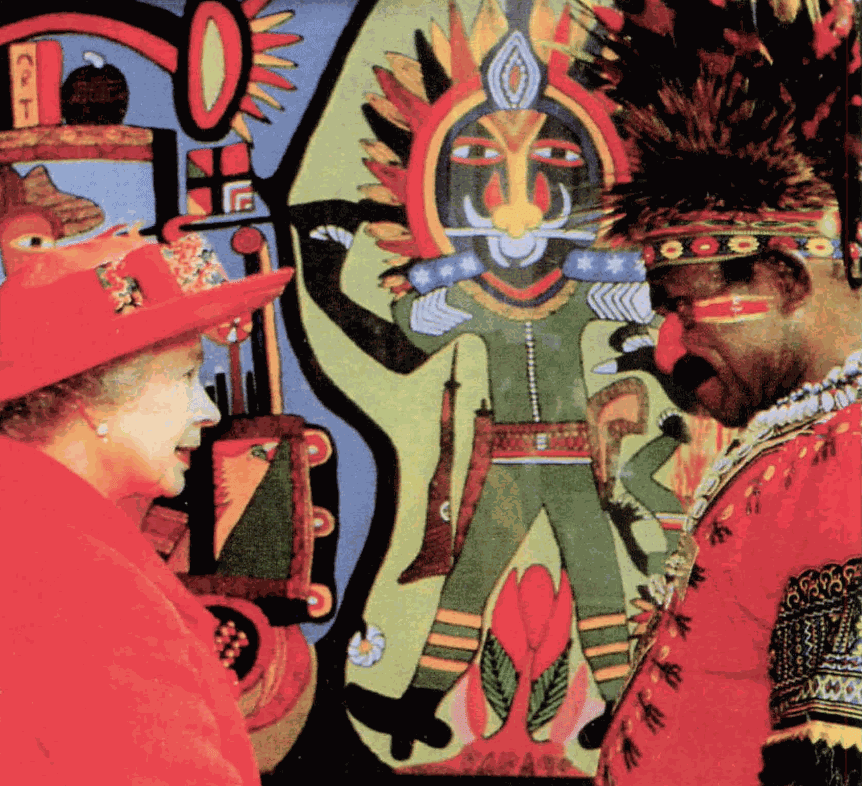 Mathias Kauage with Queen Elizabeth II at the opening of the Glasgow Museum of Fine Art in 1996