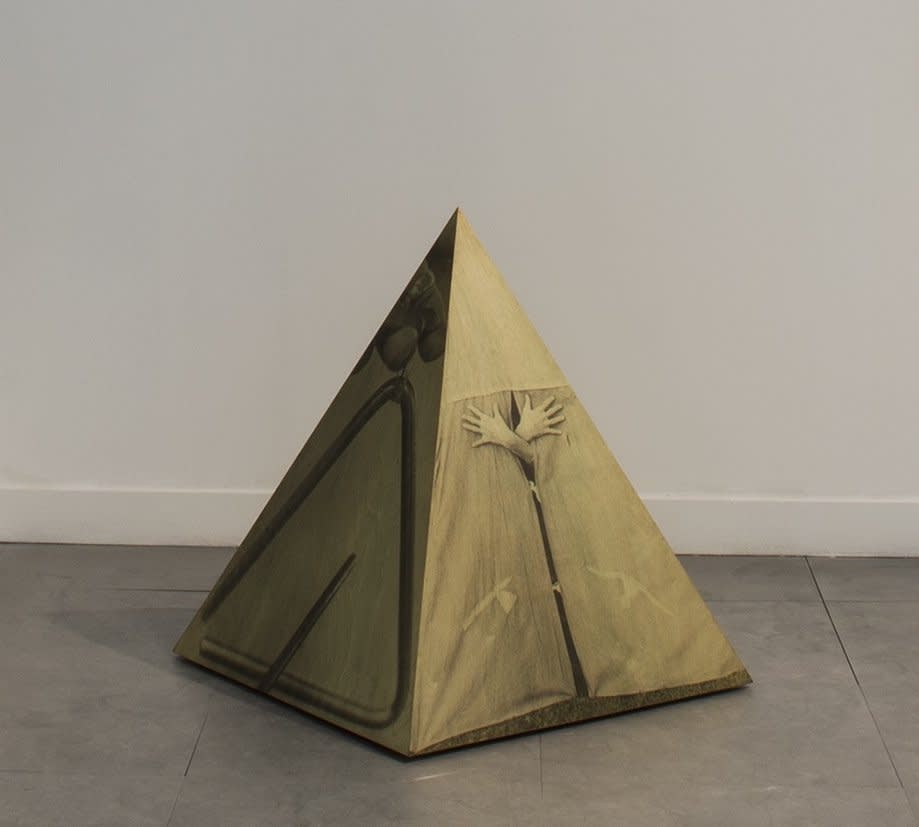 Helen CHADWICK Ego Geometria Sum V: Wigwam - 5 years, 1982-83 Photographic emulsion on plywood 89 x 79 x 79 cm