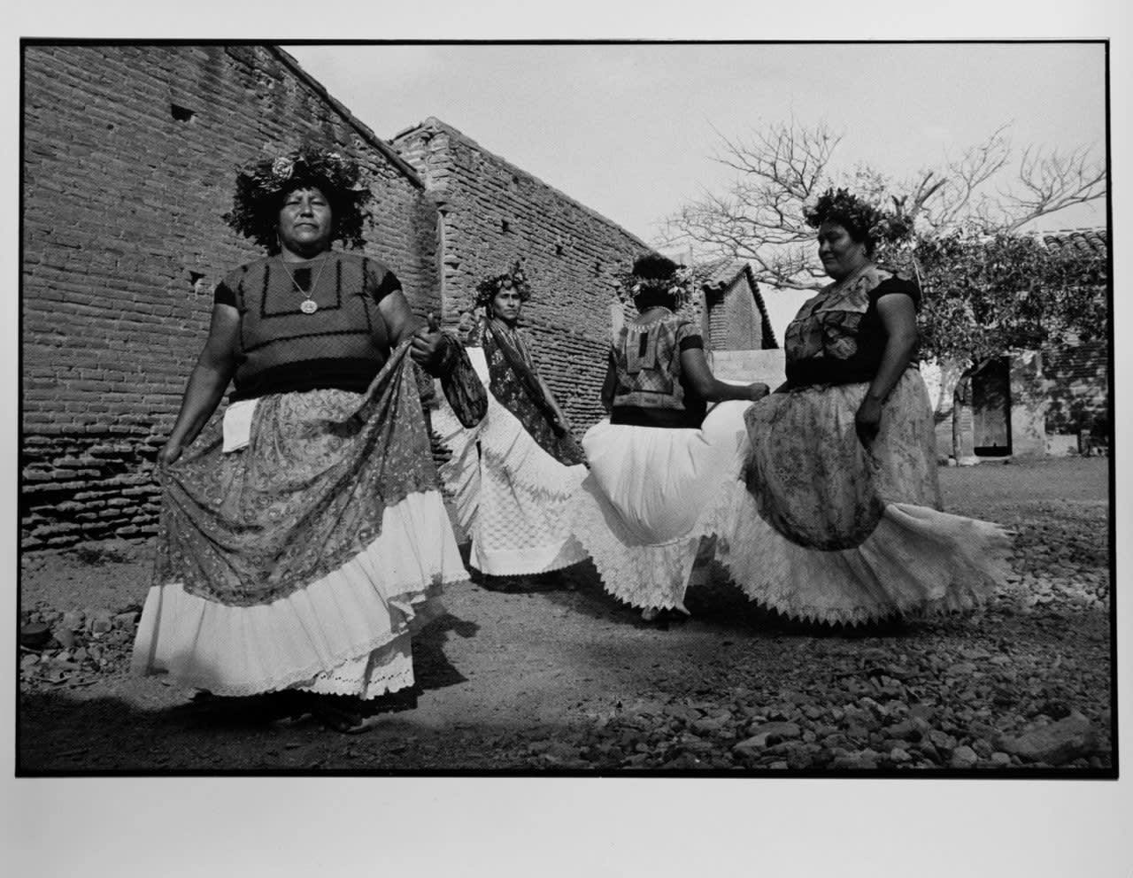 Juchitán 11 x 14 Vintage