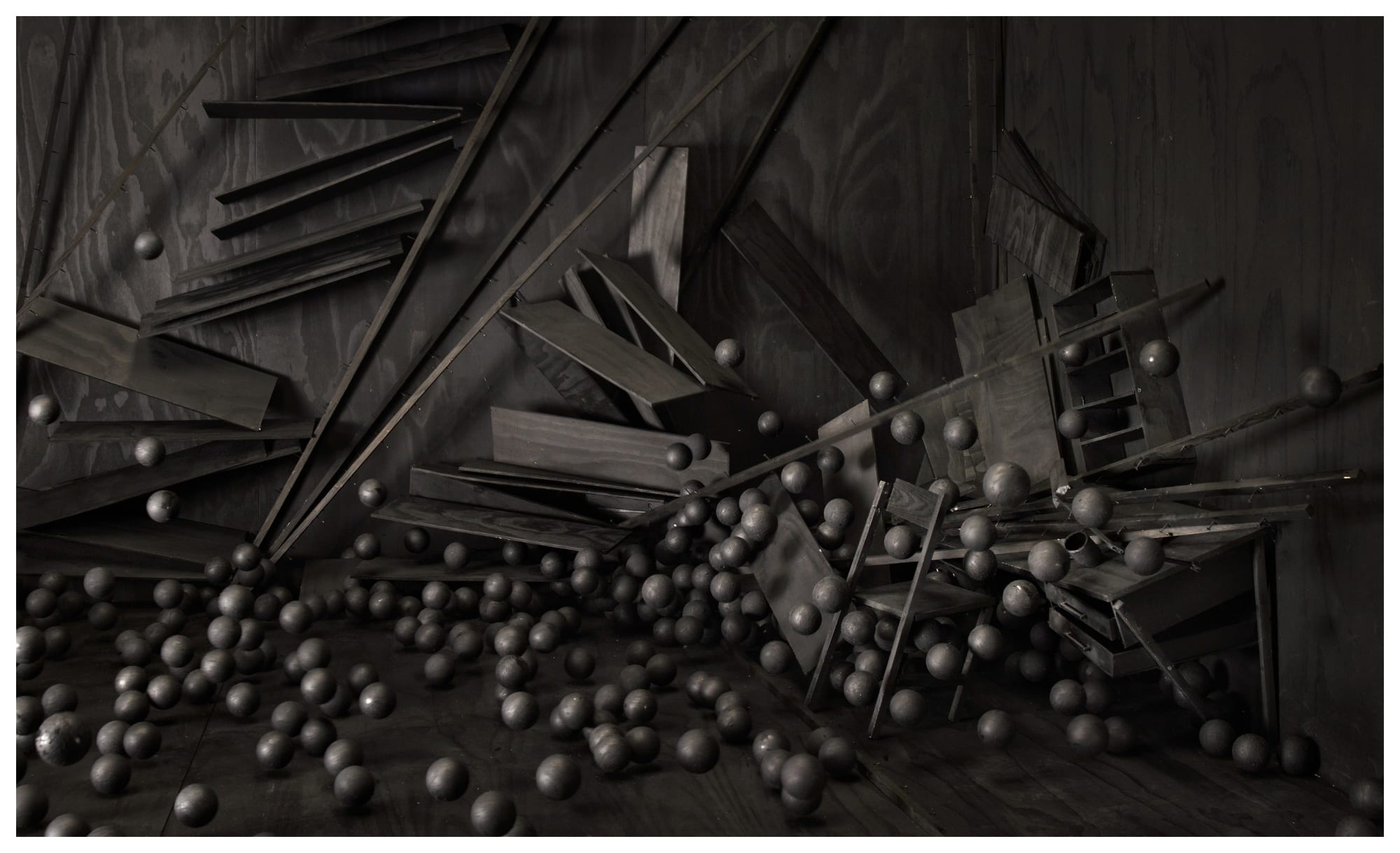 levi van veluw spheres 2014 lambda print on dibond, wooden frame, museum glass,