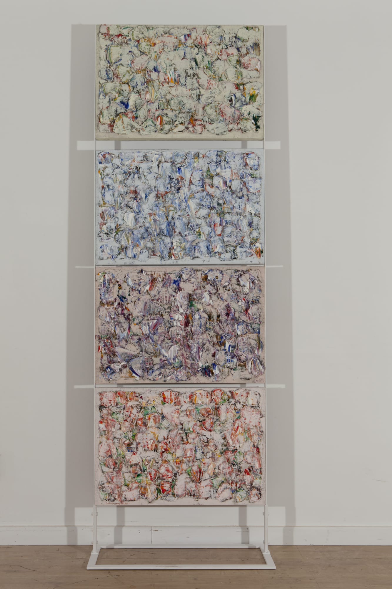 Enrique Brinkmann Archivo con cuatro pinturas, 2023