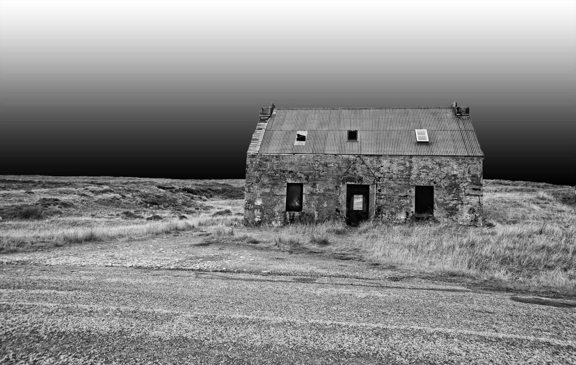 Anja Schiefler, Desolation, photography on aluminium, 50 x 70 x 2 cm