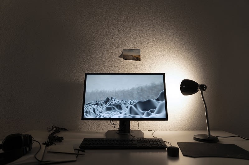 Kate Frances Lingard, Shared Desktop, computer hosting the work of multiple people, 2019/2020