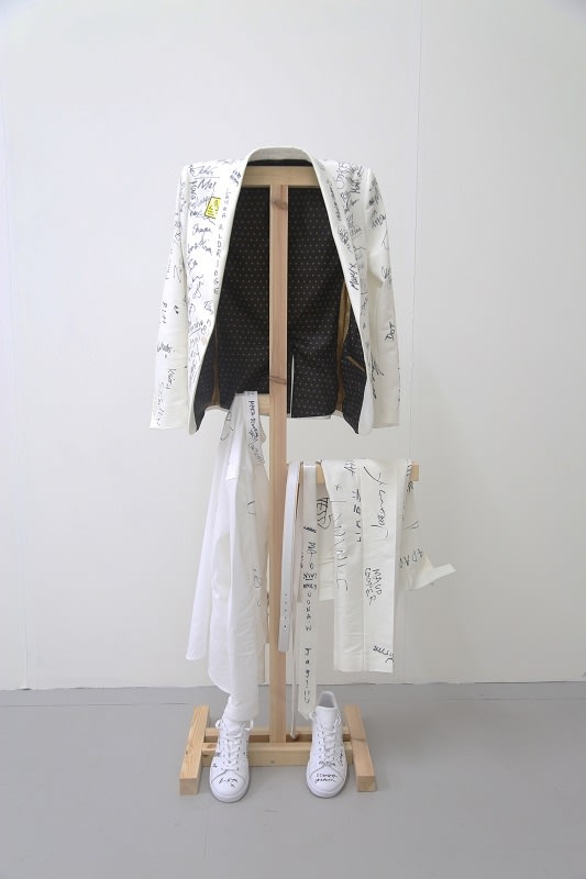 Lachlan McFeely Bolt, Something to suit the occasion, performance, installation