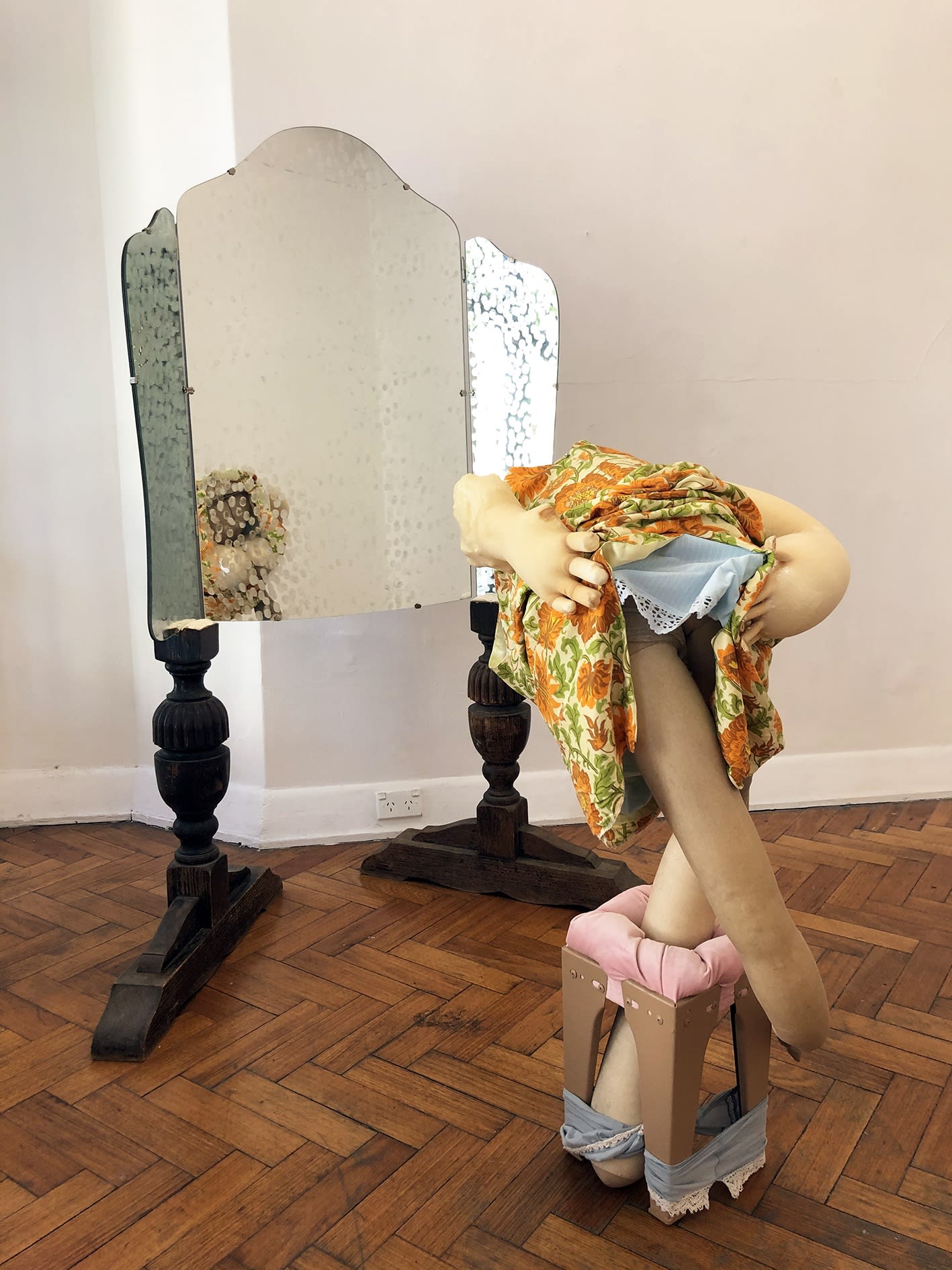 Julie Vinci, Figure in the Mirror, 2019