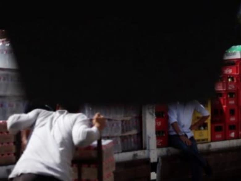 Ismaïl Bahri, Percées (Bouteilles), 2014