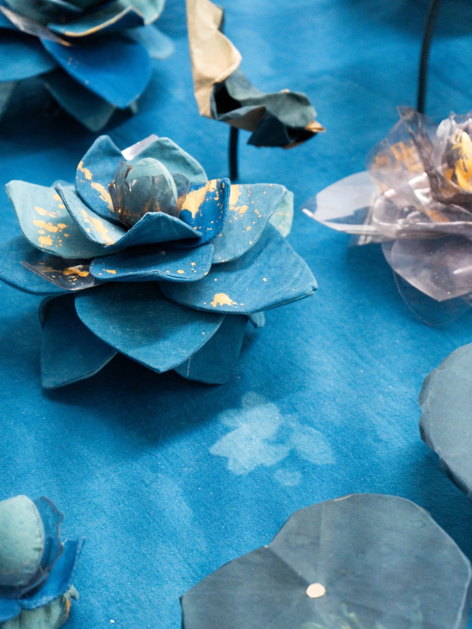 Aṟṟa Kuḷamum, Koṭṭiyum, Āmpalum