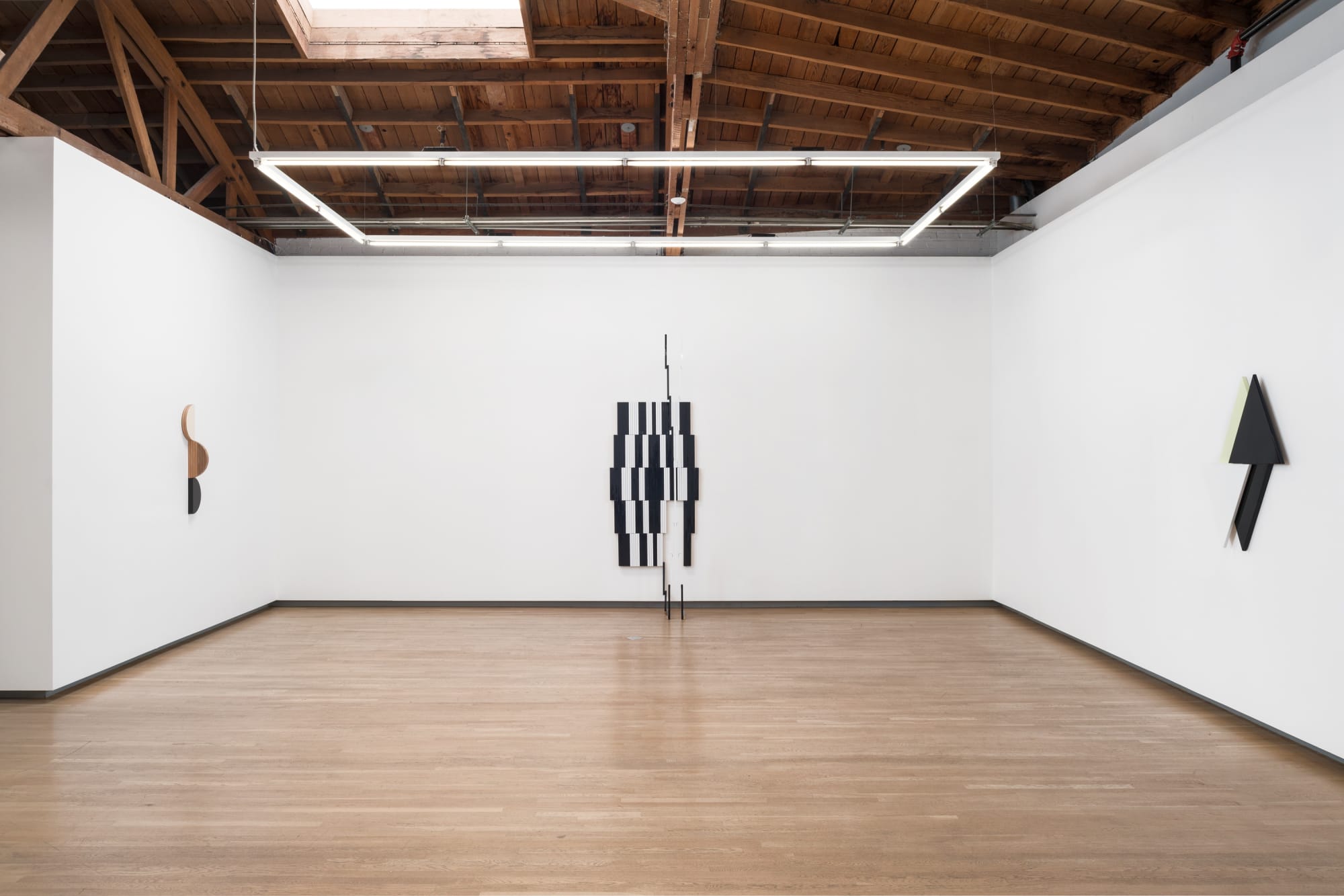 Reuven Israel. W.A.L.L. (Wooden Arrangeable Linear Lamellations), Shulamit Nazarian, Los Angeles, 2021