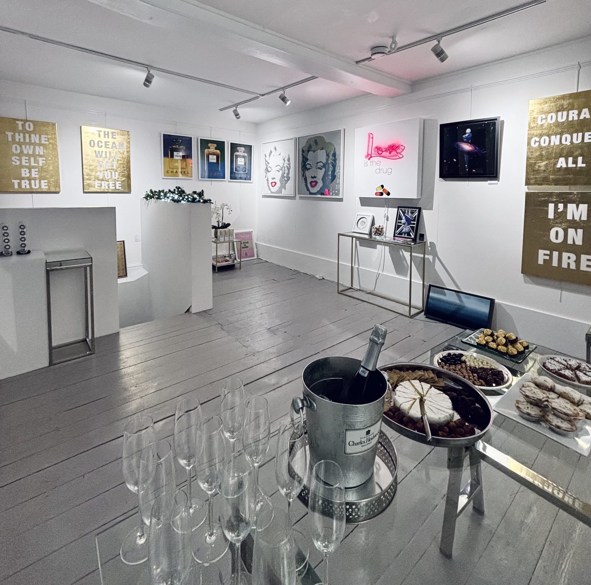 Manor-Gallery-Exeter-Topsham-Andy-Warhol