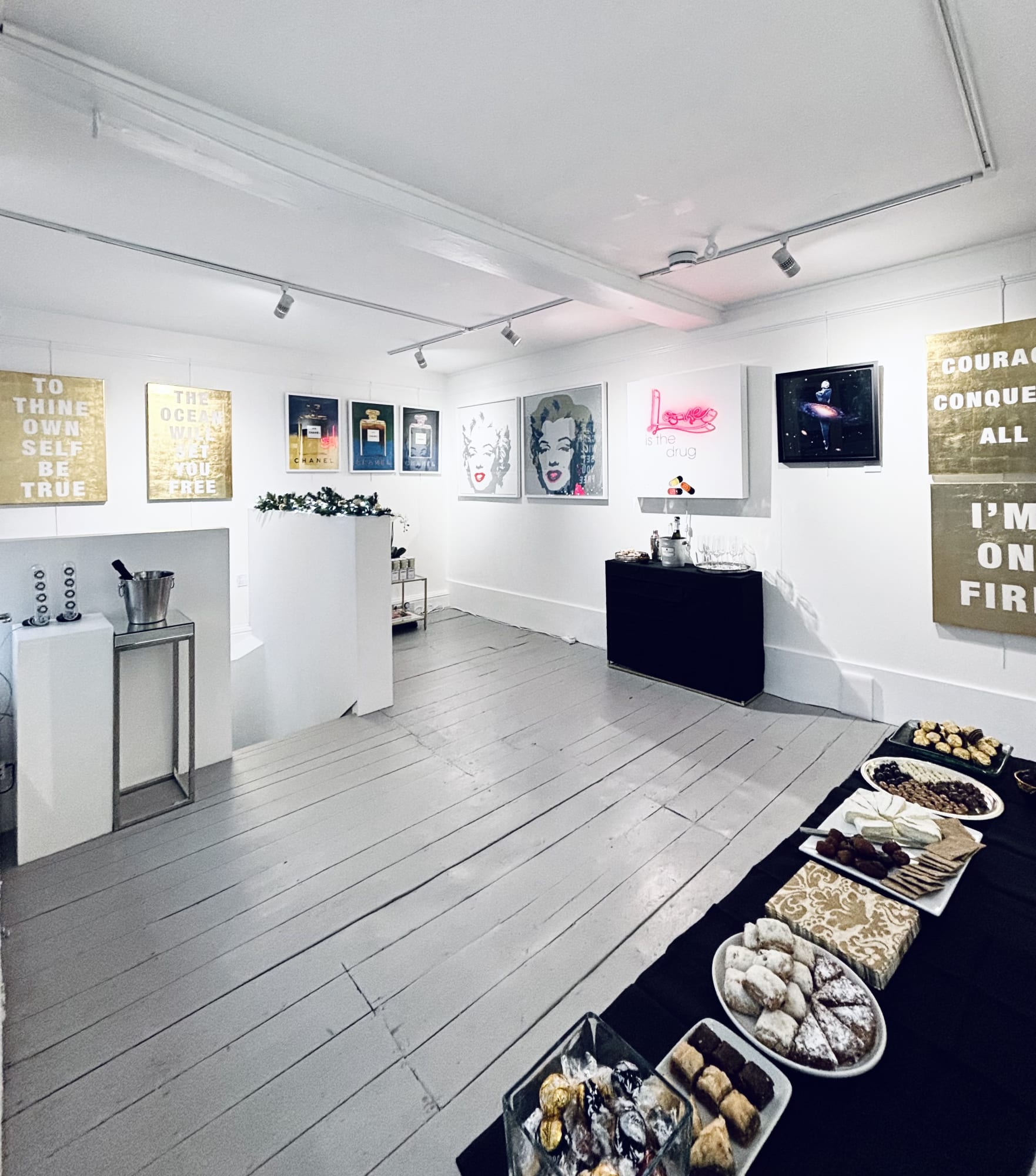 Manor-Gallery-Exeter-Topsham-Andy-Warhol-Marilyn