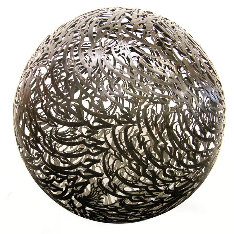 Love, Bronze, 98 x 98 x 98 cm, 2016