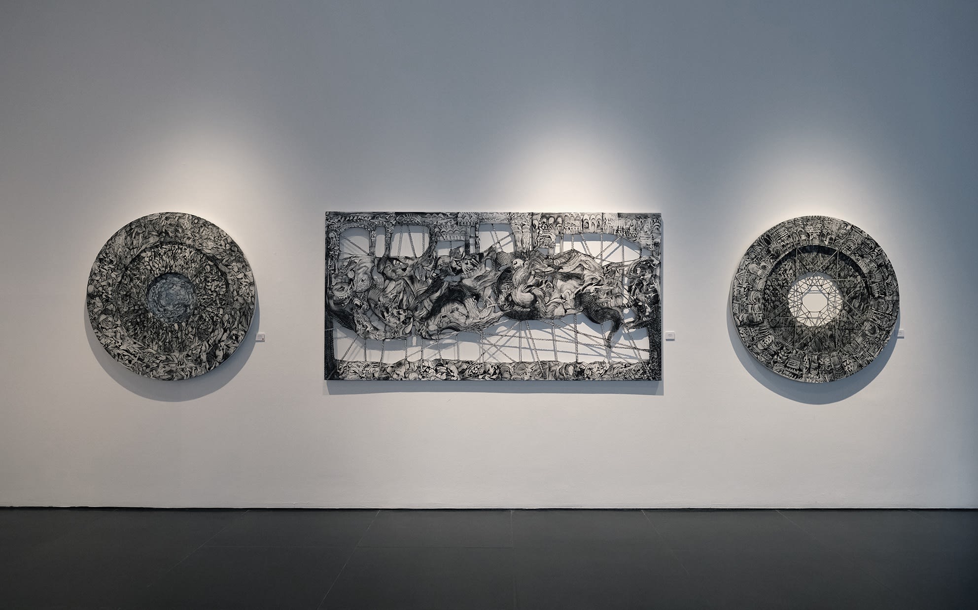 Between Floating Worlds