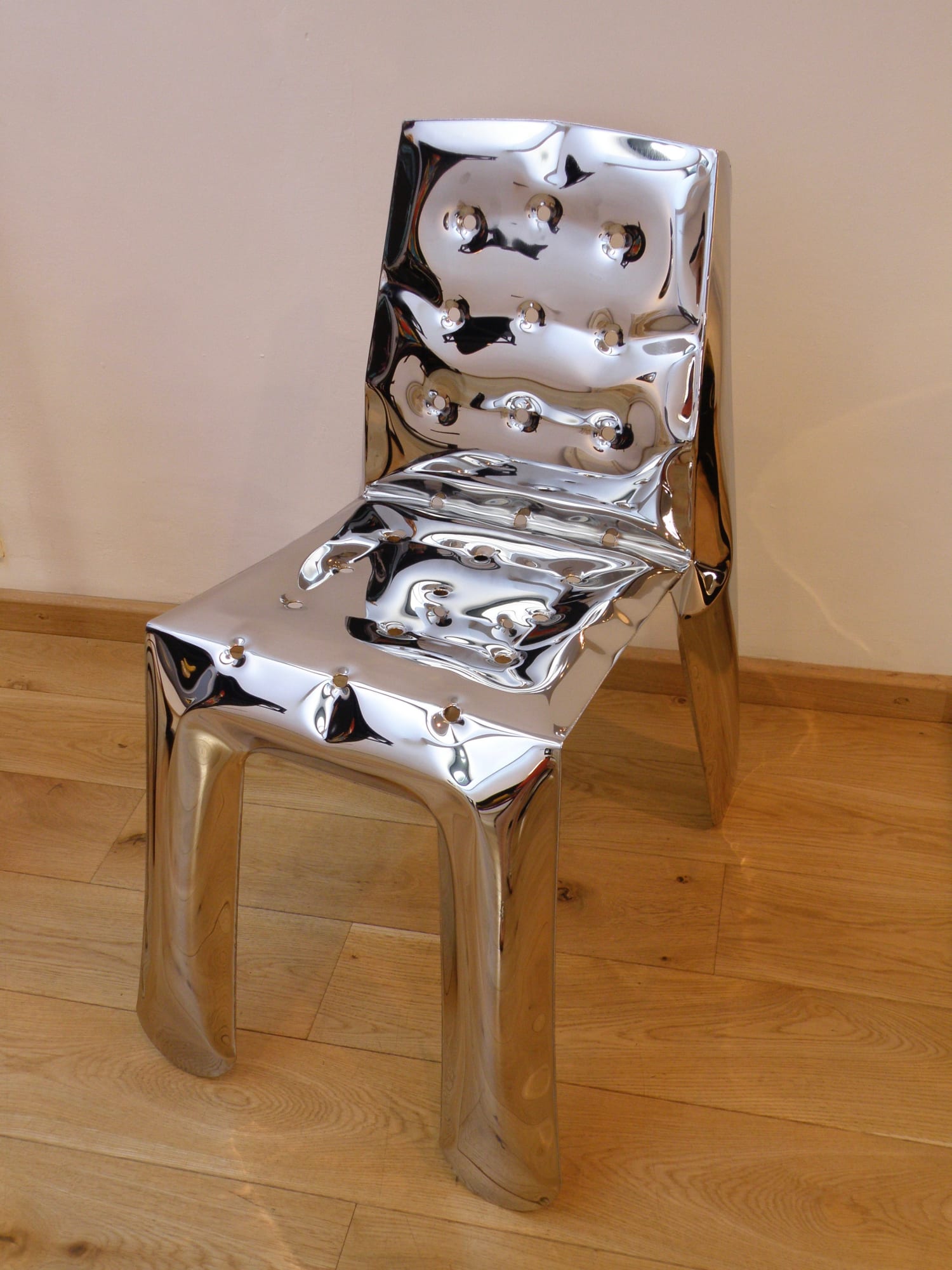 Designed by Oskar Zieta, 2009, Poland Created by FiDU (Freielnnen Druck Umformung) or 'free inner pressure deformation', a manufacturing process developed by Zieta.