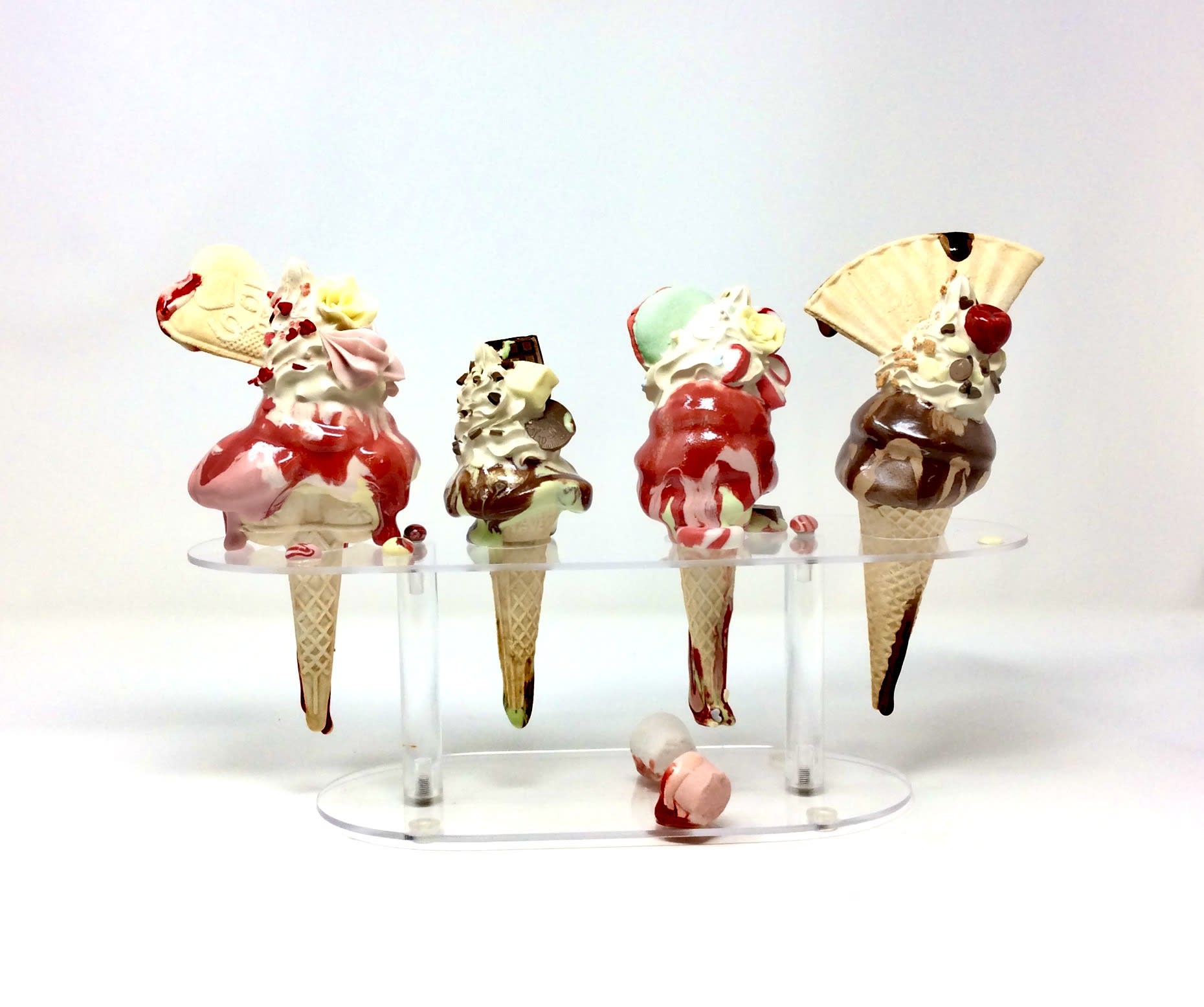 Anna Barlow, Perfection Confection, 2022