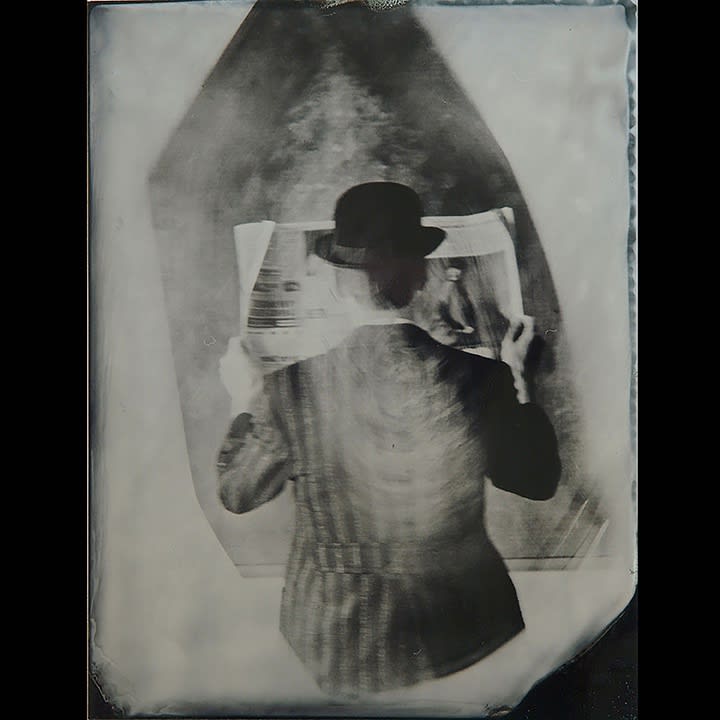 Jeannette Palsa, Man Reading a Newspaper, 2009