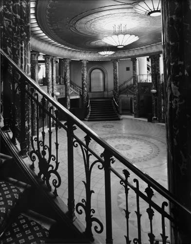 Linda Butler, Diagonal Staircase, Severance Hall, Cleveland, Ohio 1994, 1999