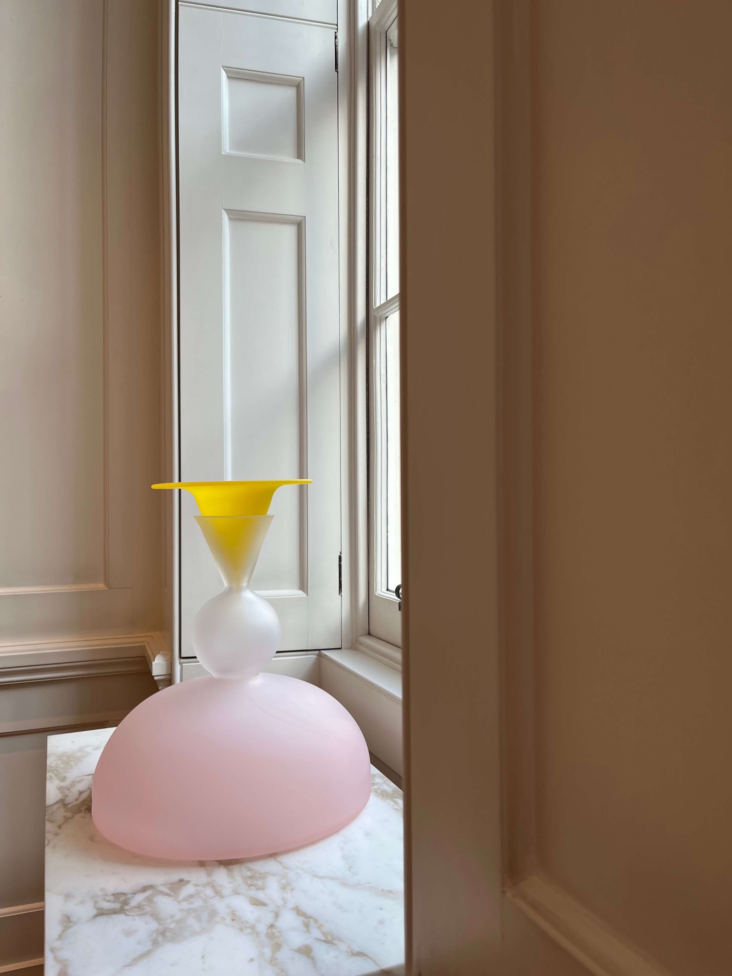 Zhao Jinya: Glass Art