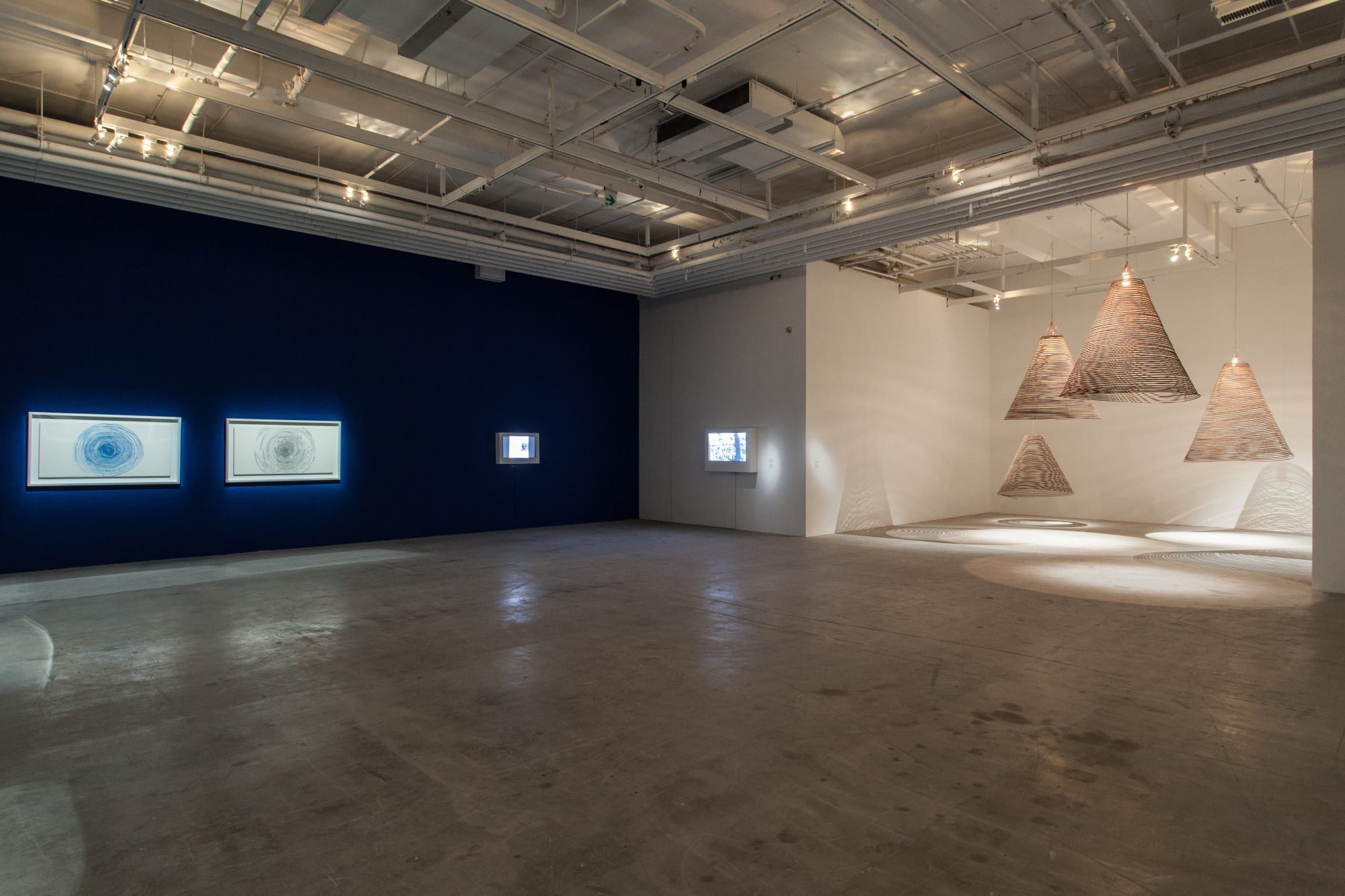 自虛空中迴旋而來