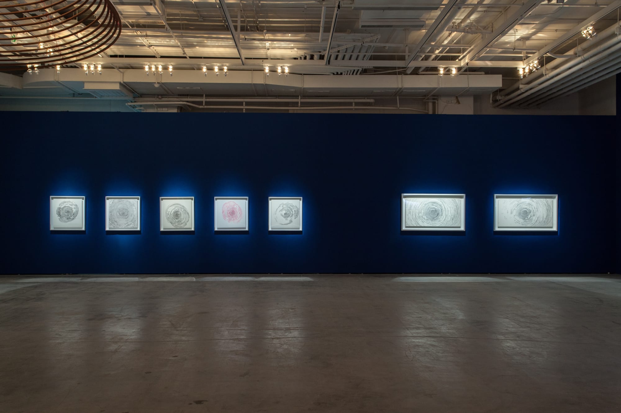 自虛空中迴旋而來