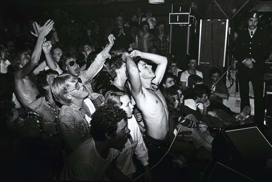 Sex Pistols, Crowd scene, Sweden, 1977