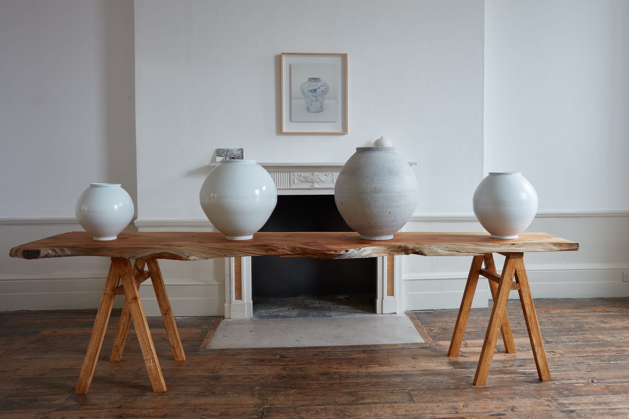 Moon Jars: Contemporary Korean Masters