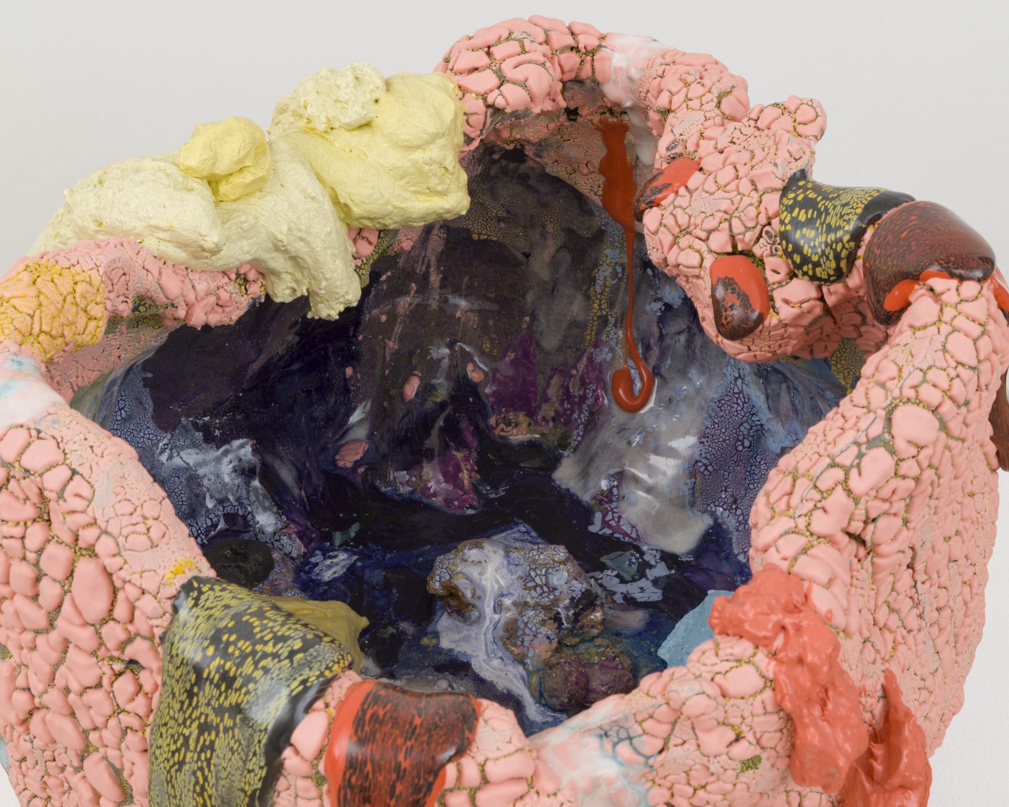 Untitled [detail], 2021 Ceramic, glaze, glass fragments 14 x 21 x 20 in 35.6 x 53.3 x 50.8 cm (BRO 204) Private Collection