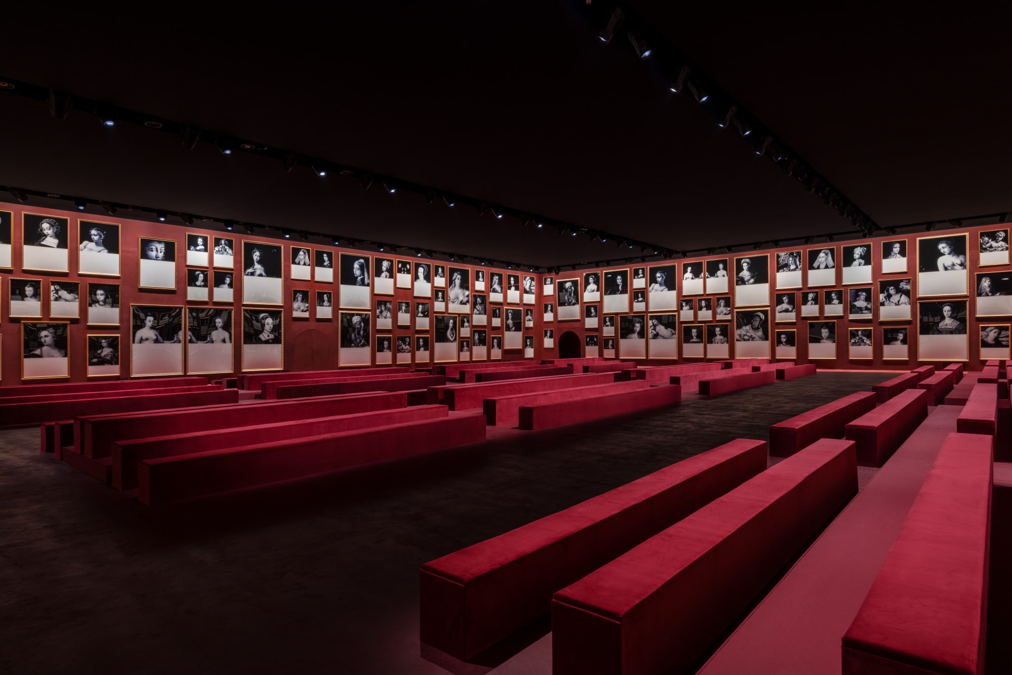 Installation View The Next Era | DIOR Cruise Autumn/Winter 22-23, Paris (interior)