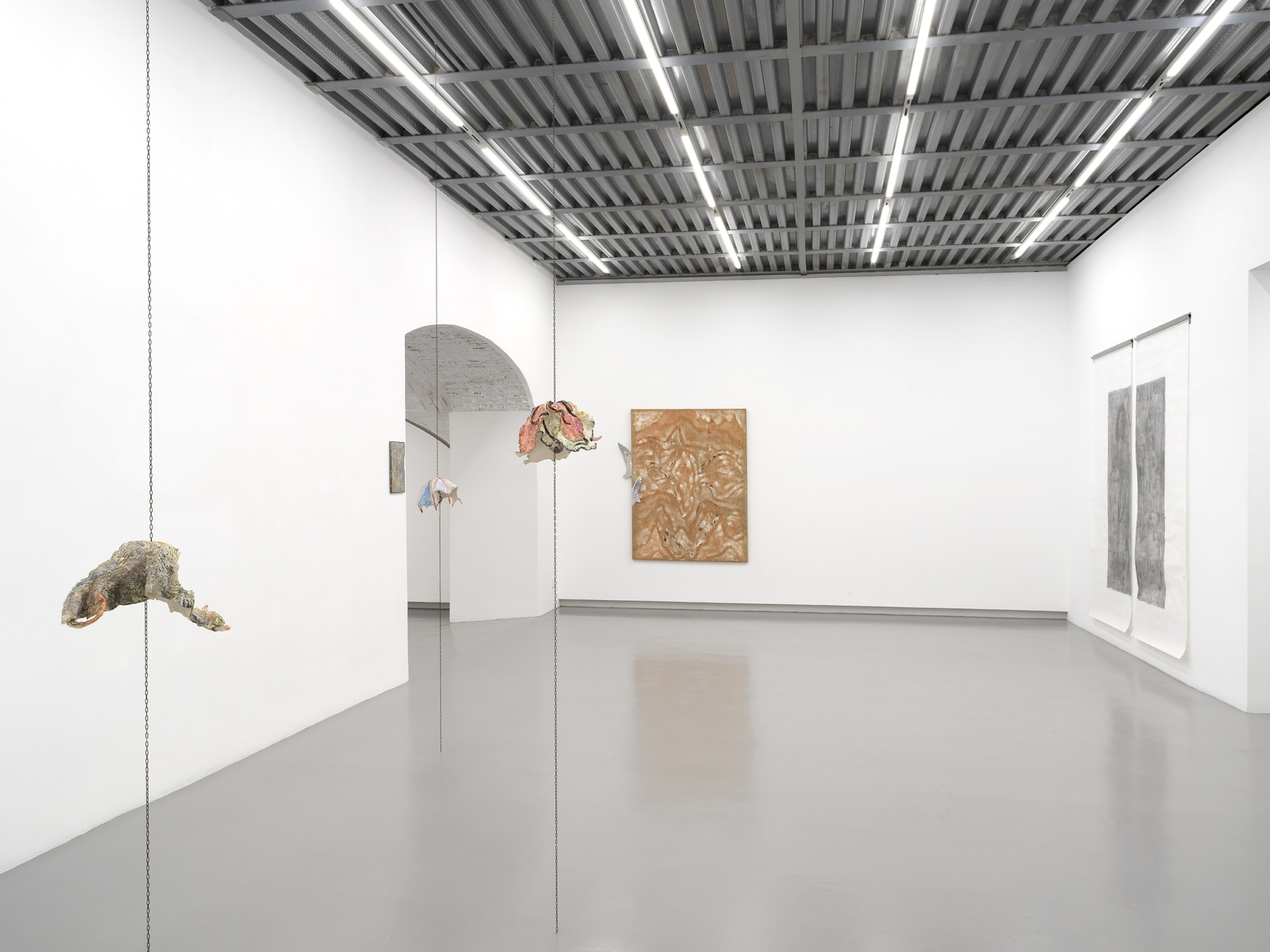 Installation View, Ci piacerebbe essere altrove, 2025 z2o Sara Zanin Ph. Dario Lasagni