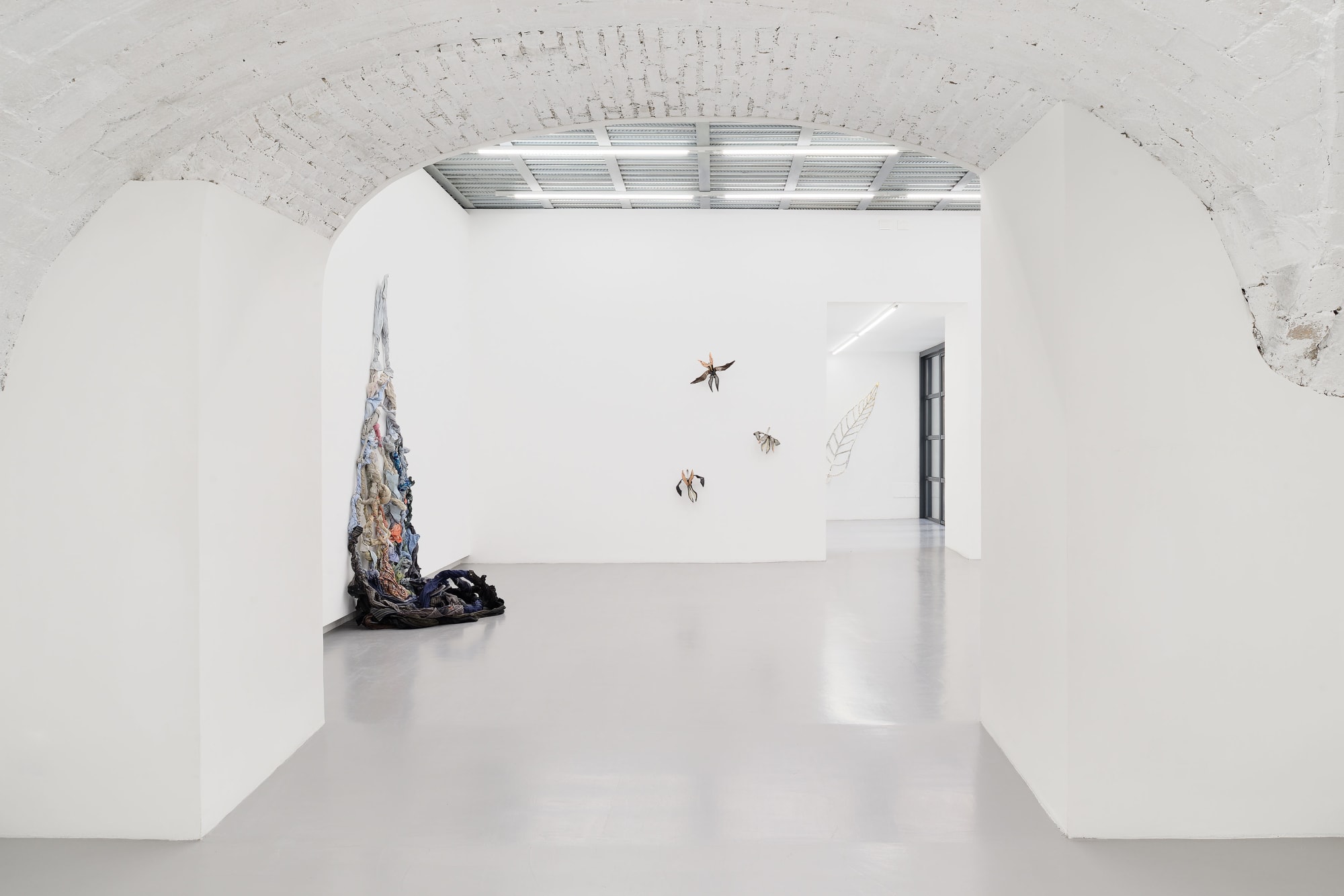 Installation View | Kaarina Kaikkonen, Unfolding Hope, z2o Sara Zanin, 2025 Ph. Roberto Apa
