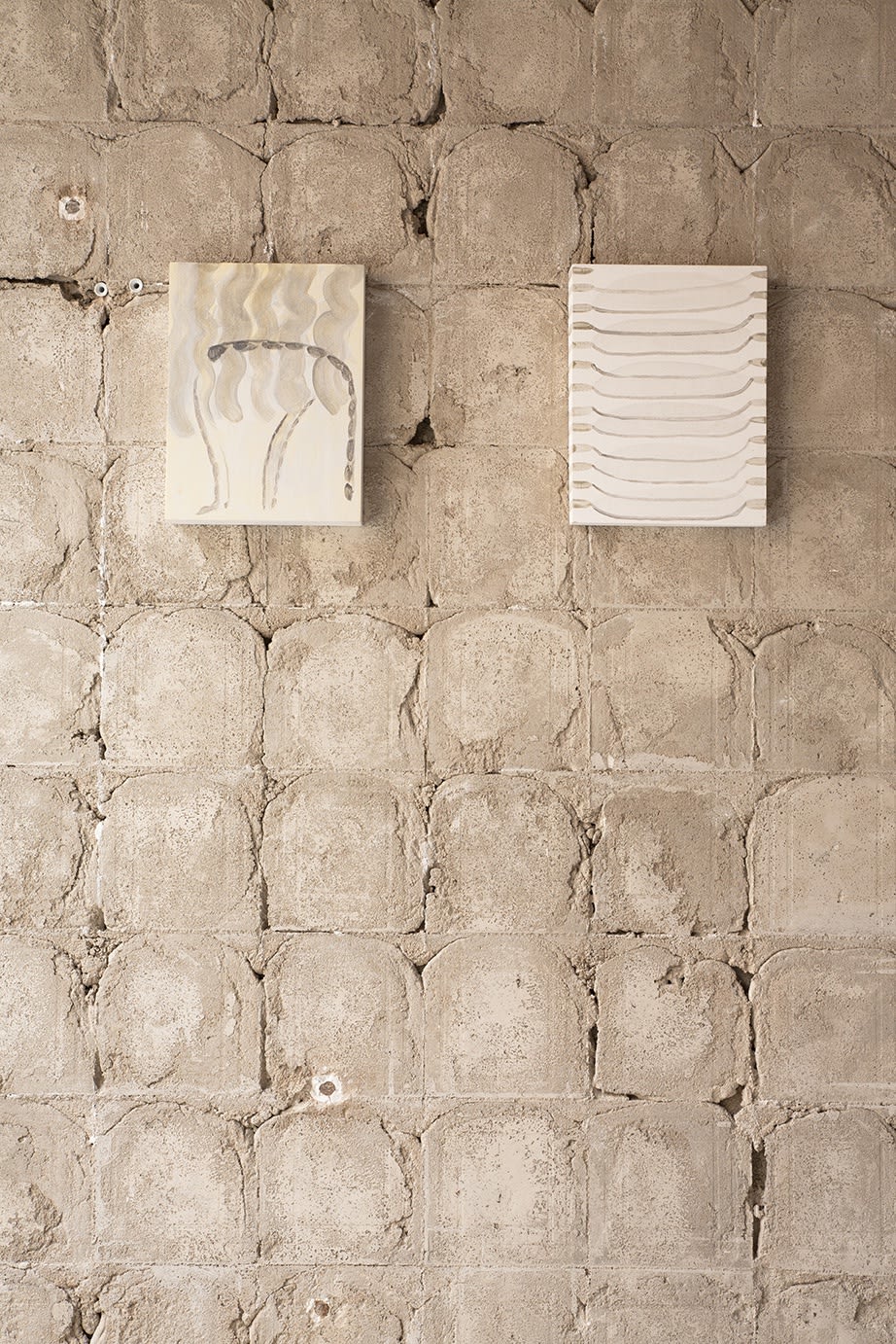 Tomoe Hikita Body and cell, 2021 Cm 24 x 18 acrylic on wood