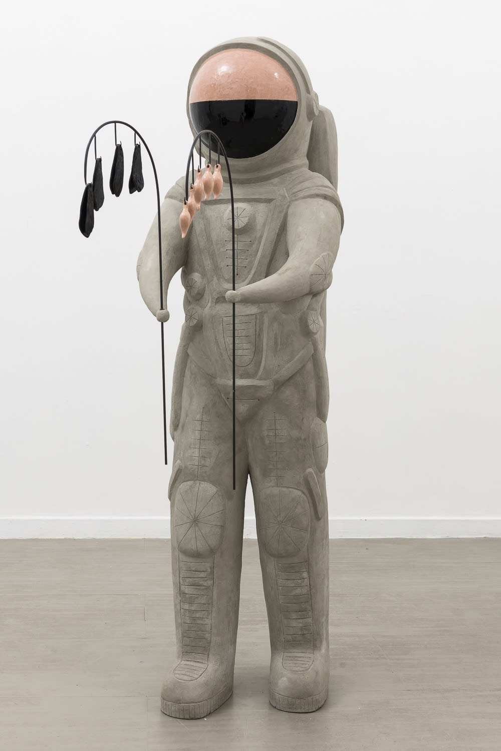 Anna Hulačová Agro-Kosmo, 2023 concrete, glazed ceramic cm 157 x 80 x 50 ph. Sebastiano Luciano