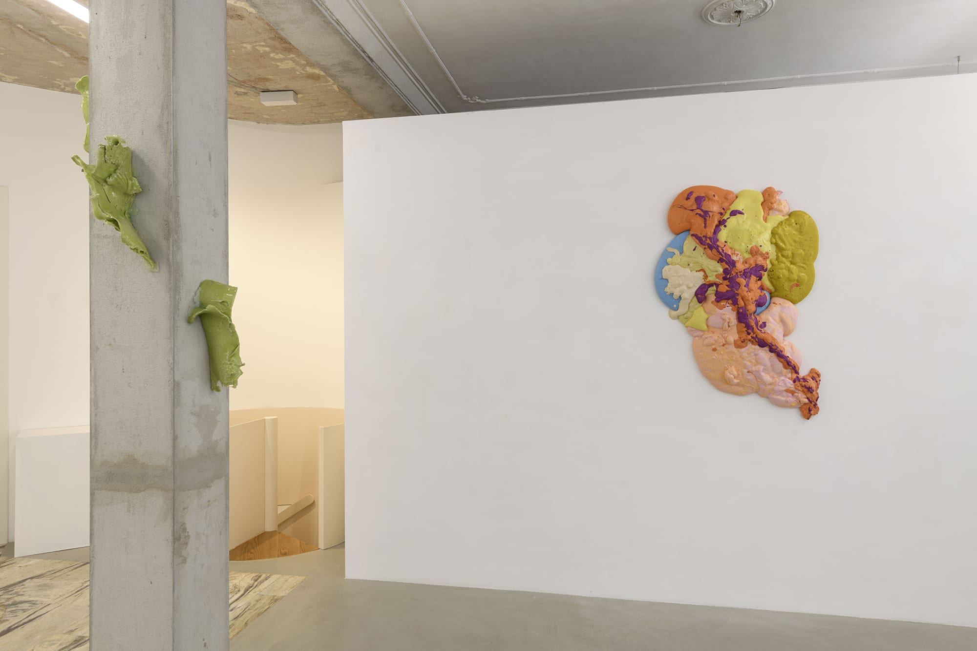 Guglielmo maggini Come il vento nelle case in installation view at z2o project ph. Giorgio Benni