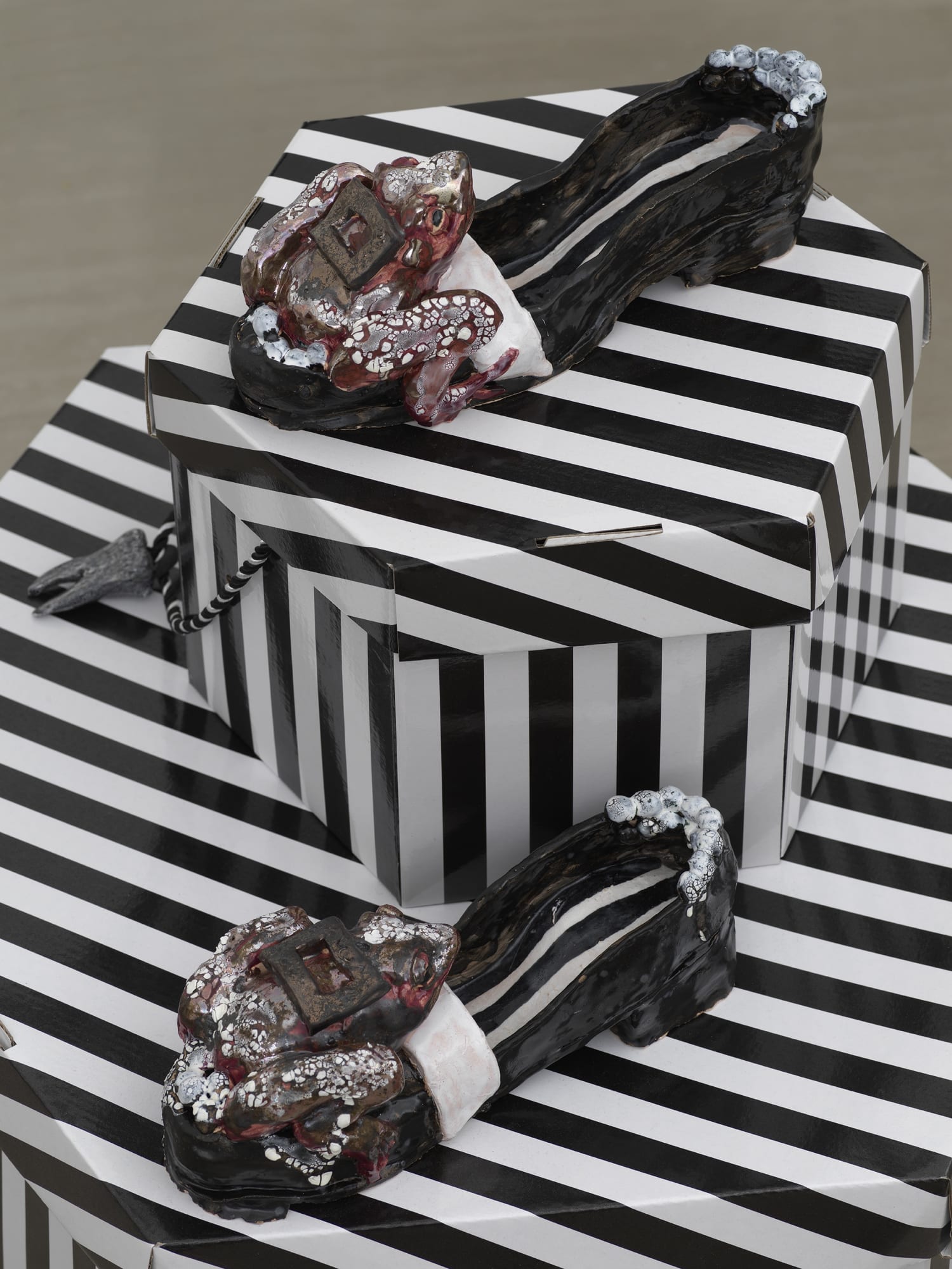 Lindsey Mendick, Our humour less passion, 2019