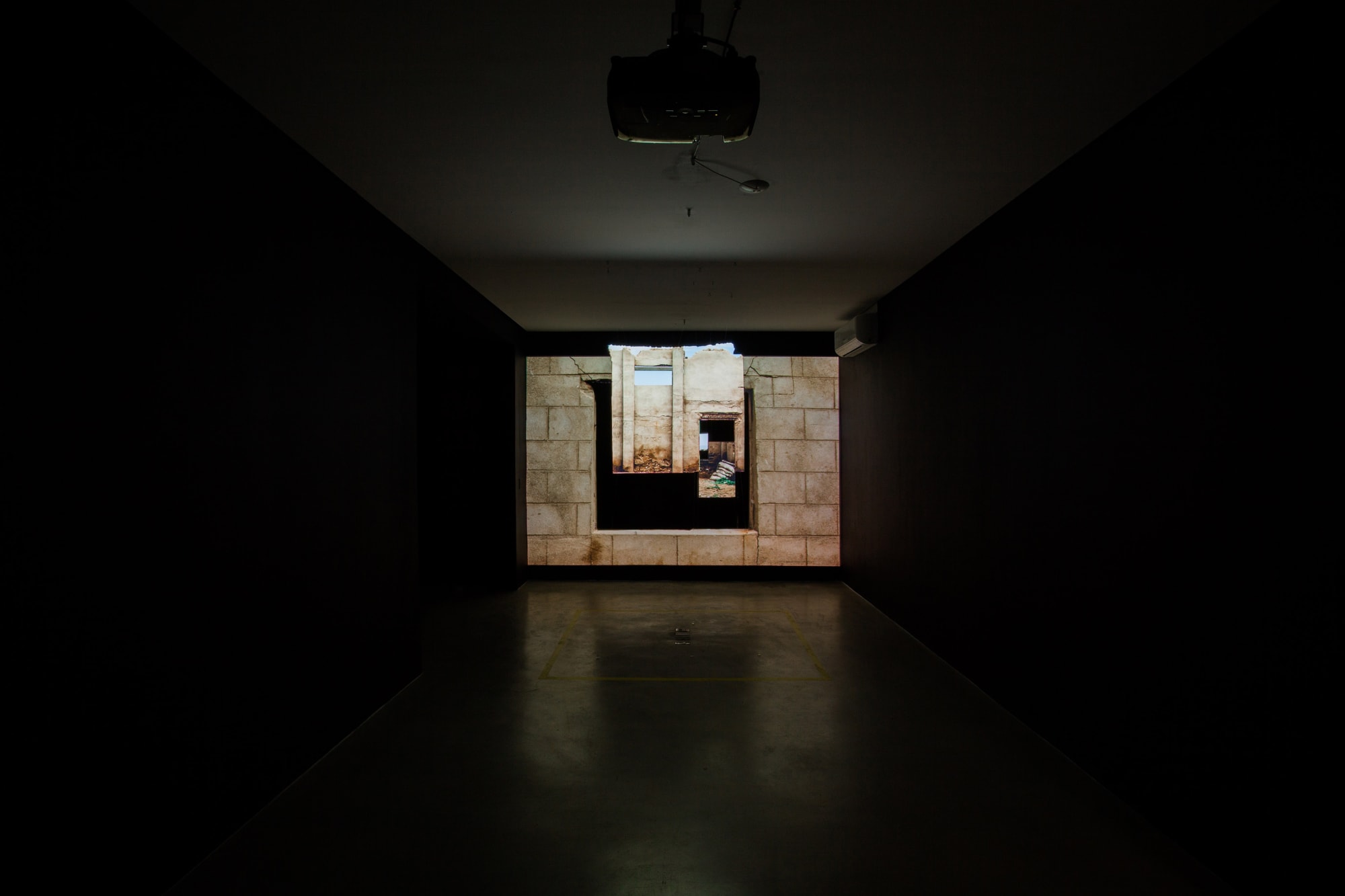 Zip'Up: Armadilha para distender o espaço