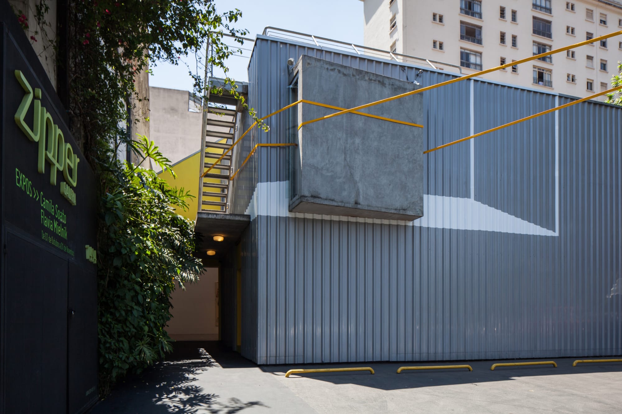 Zip'Up: Geografia de um lugar contada por ele mesmo