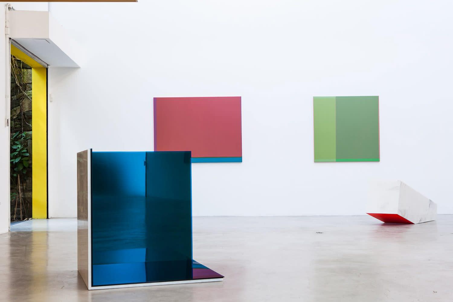 Quadros e esculturas