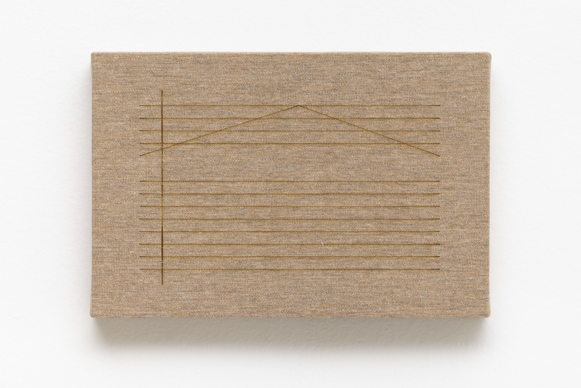 Ivan Grilo, Texto, tecido, linha, linho #22 Telhado, 2025